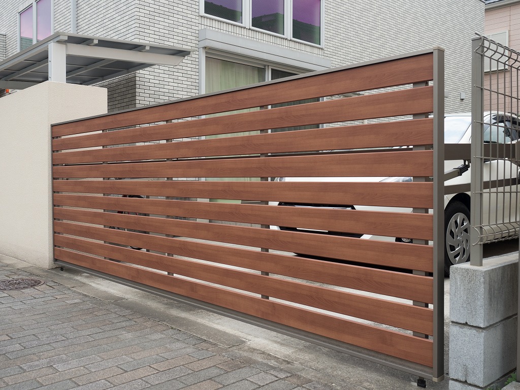 エクステリア工事で見直すべき住宅のセキュリティ