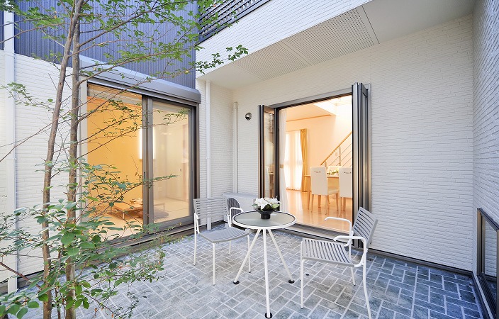 テラスのある家